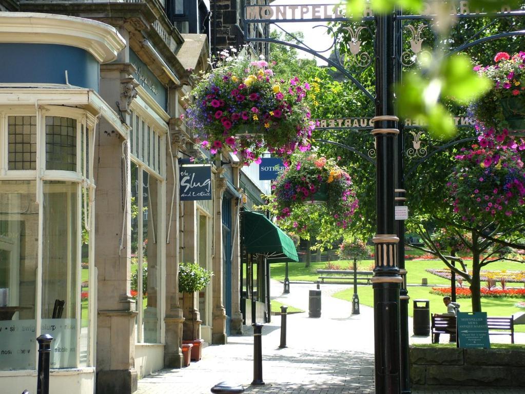 Shannon Court Harrogate Esterno foto